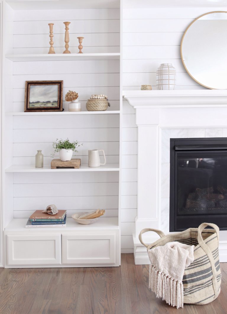 How to style your shelves