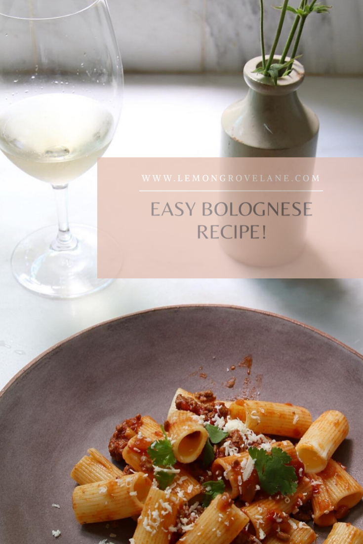 easy bolognese recipe #bolognese #easydinner #italianfood #tomatosauce #weekdaymeal