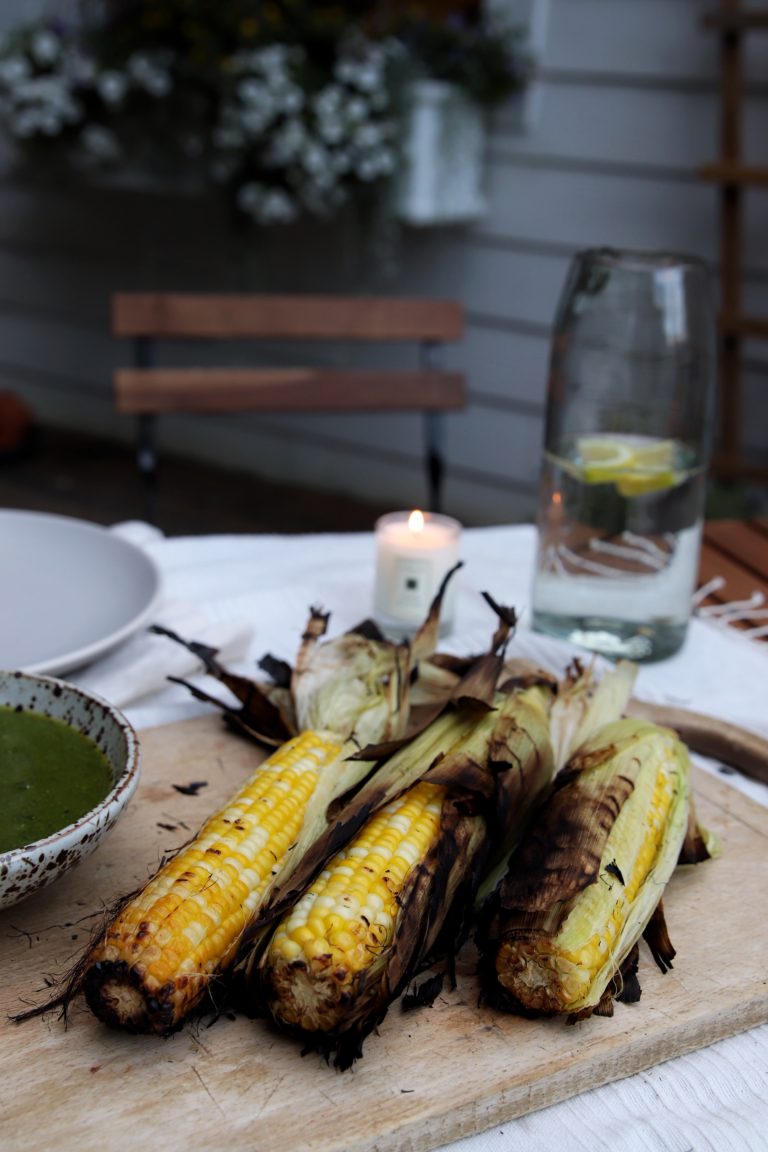 grilled corn with pesto