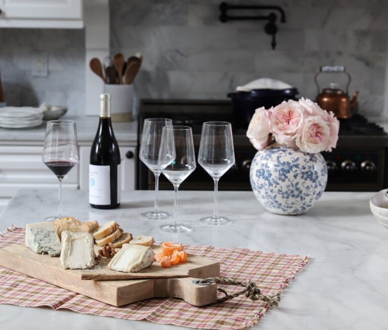 Simple tips for a romantic Valentine’s dinner at home