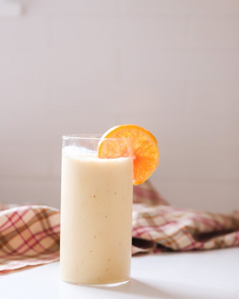 How to make a Creamsicle Smoothie with only  5 ingredients
