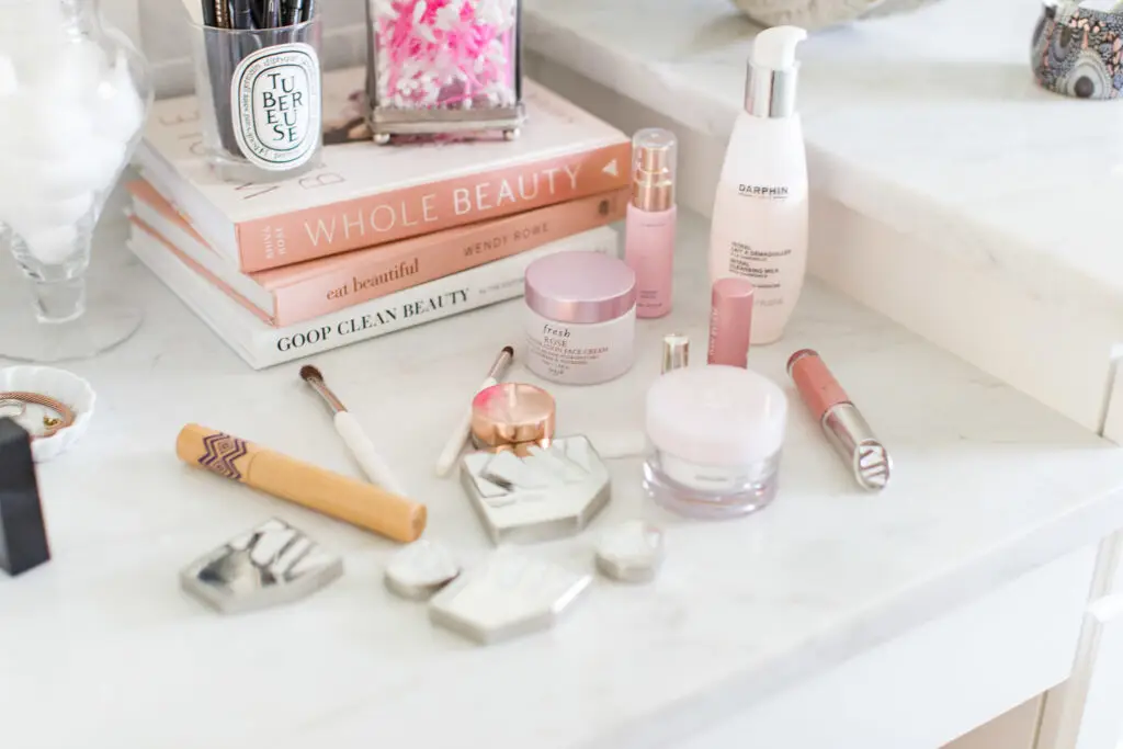 how to add simple valentine touches to your bathroom