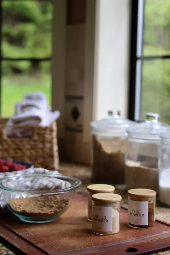 How to Roast a Moist and Delicious Pork Roast in the Oven (2)