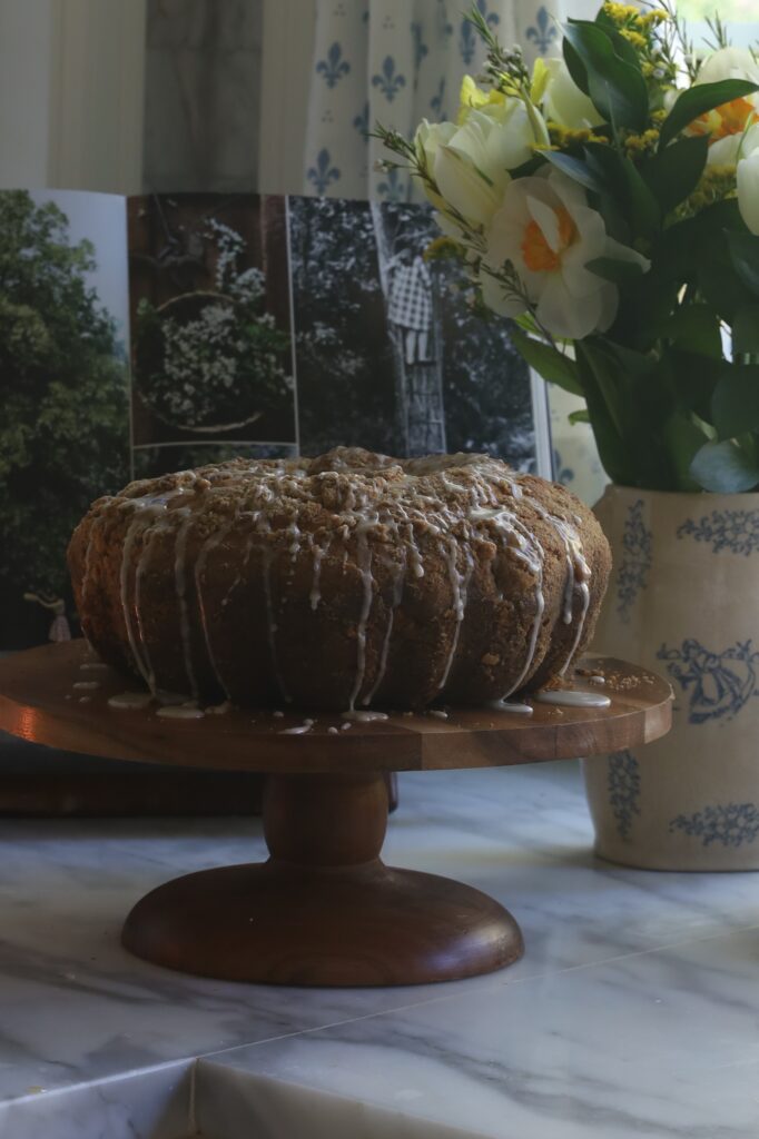 Coffee Cake with Cinnamon Steusel