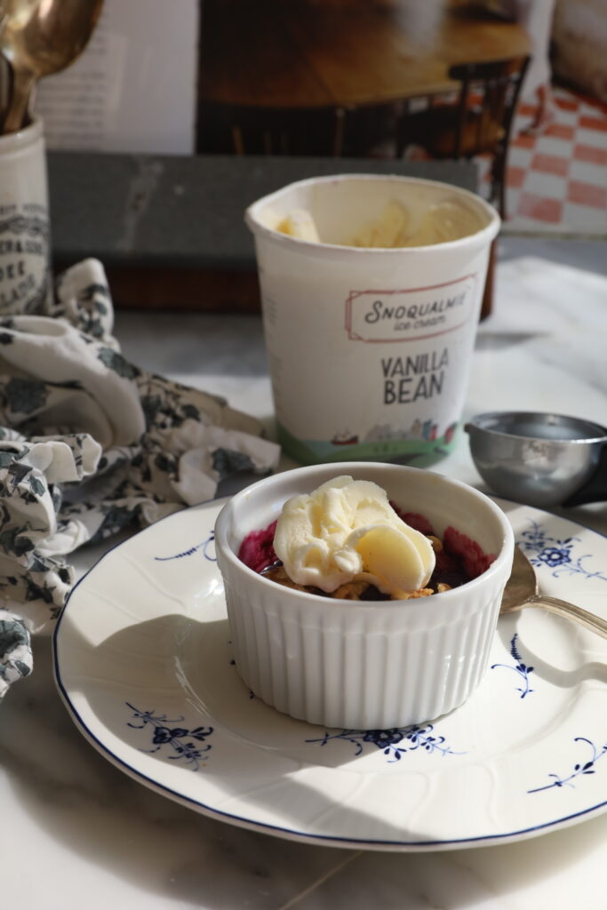 blueberry crisp