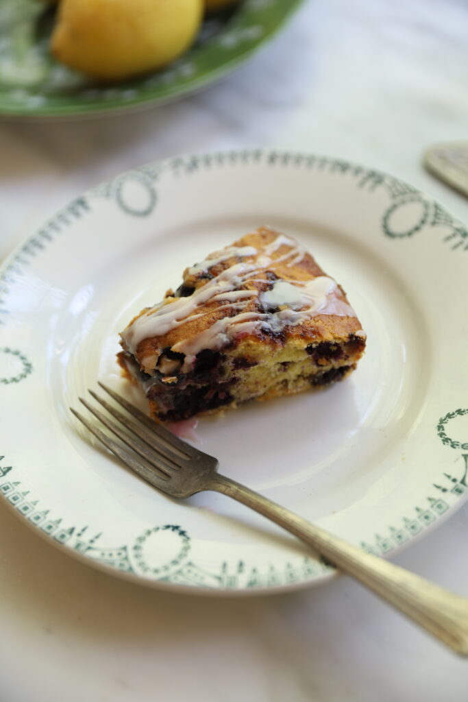 blueberry yogurt coffee cake