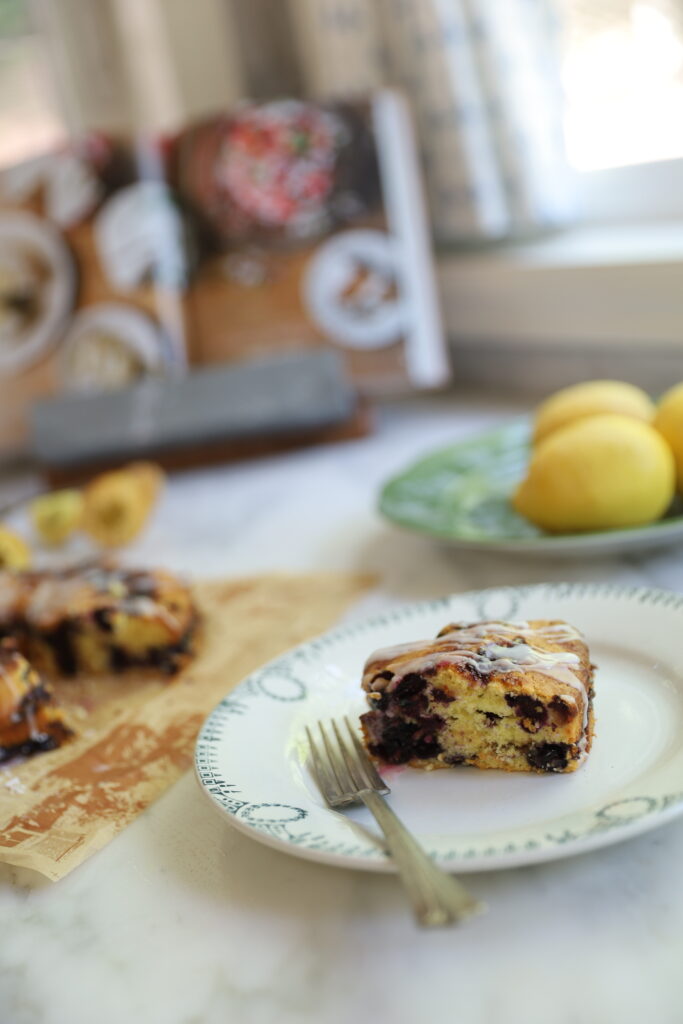 blueberry yogurt coffee cake