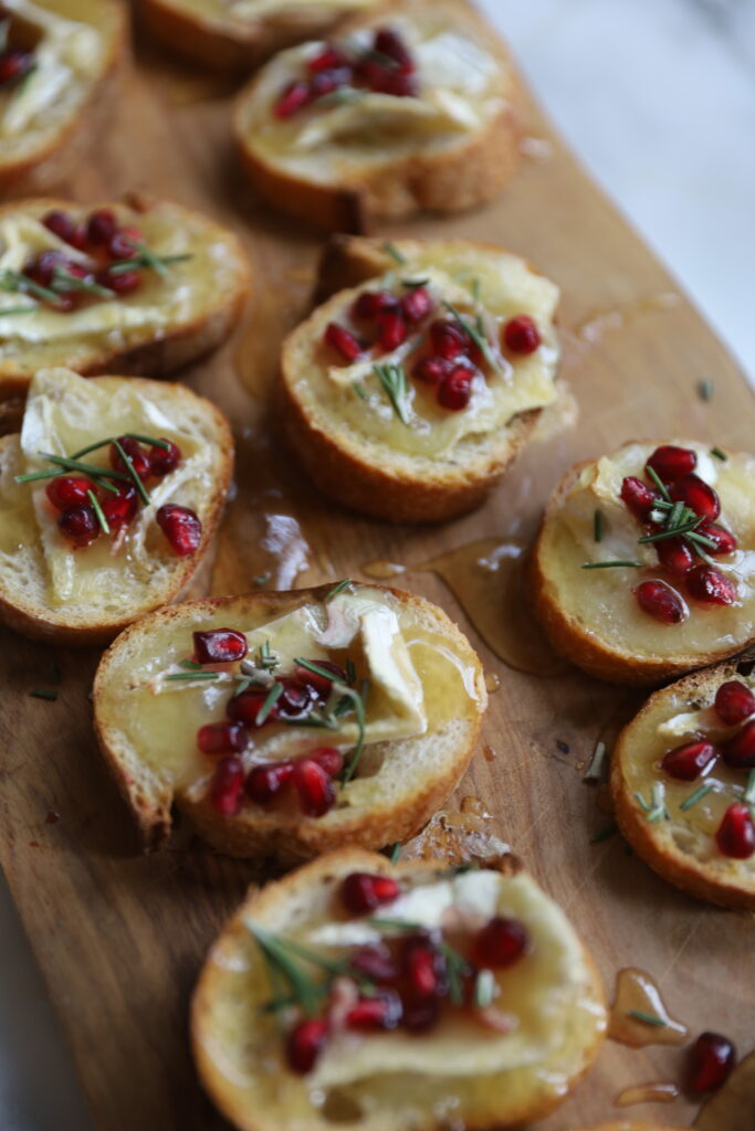 Pomegranate Brie Bites