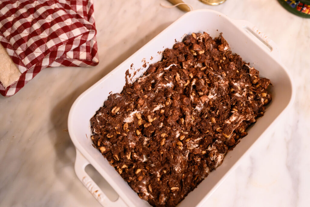 easy no-bake rocky road bars