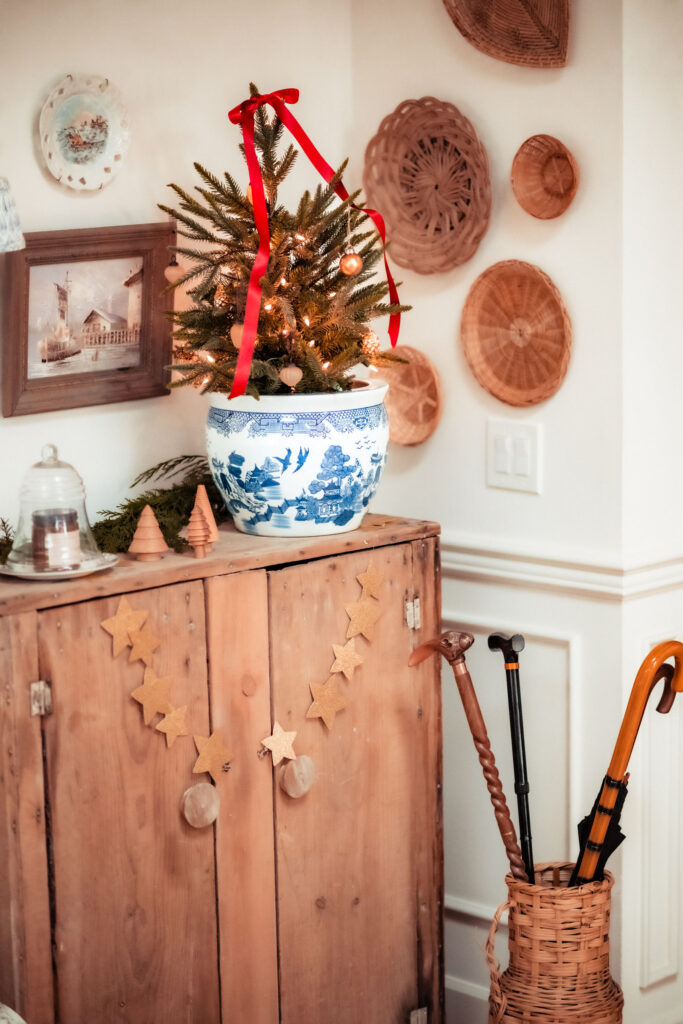 creating a cozy holiday home