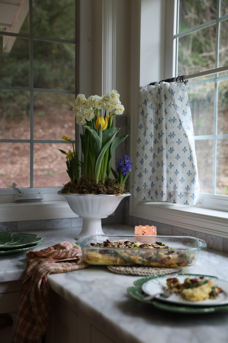 Grilled cheese with asparagus and Gruyère cheese casserole