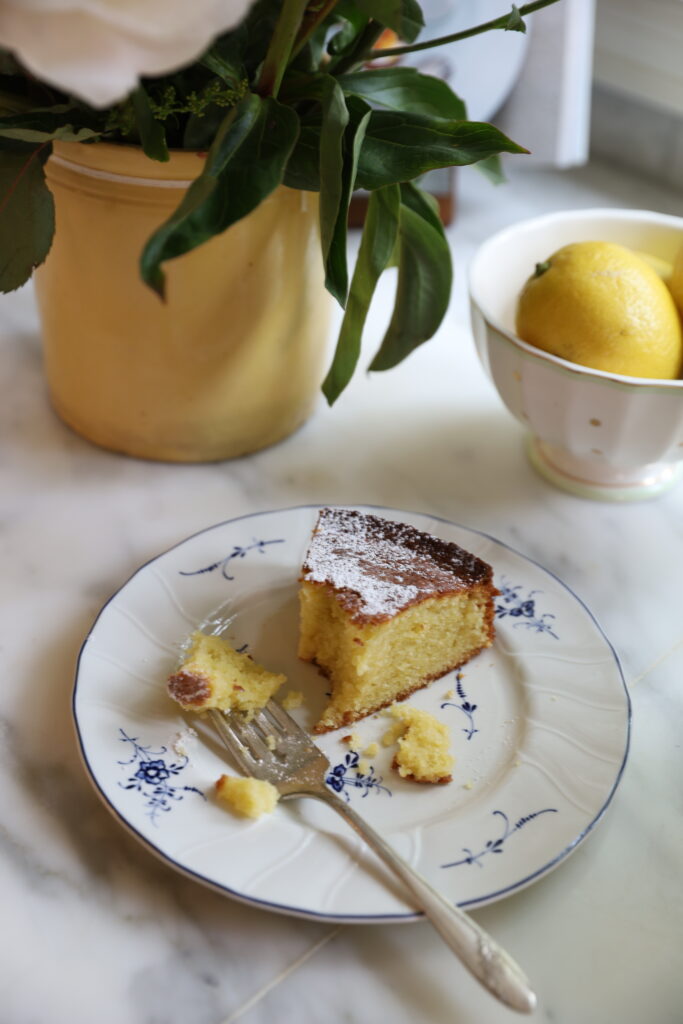 Cozy Olive Oil Lemon Cake