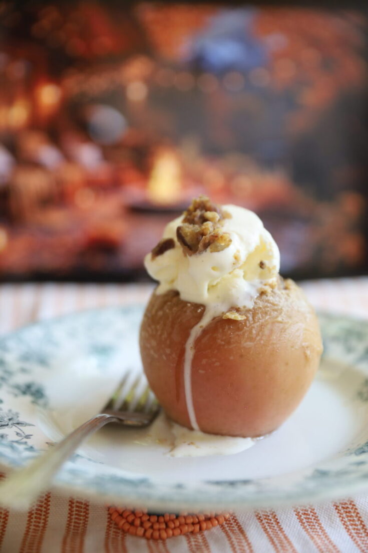 Loaded Baked Apples with Pecan Crumble